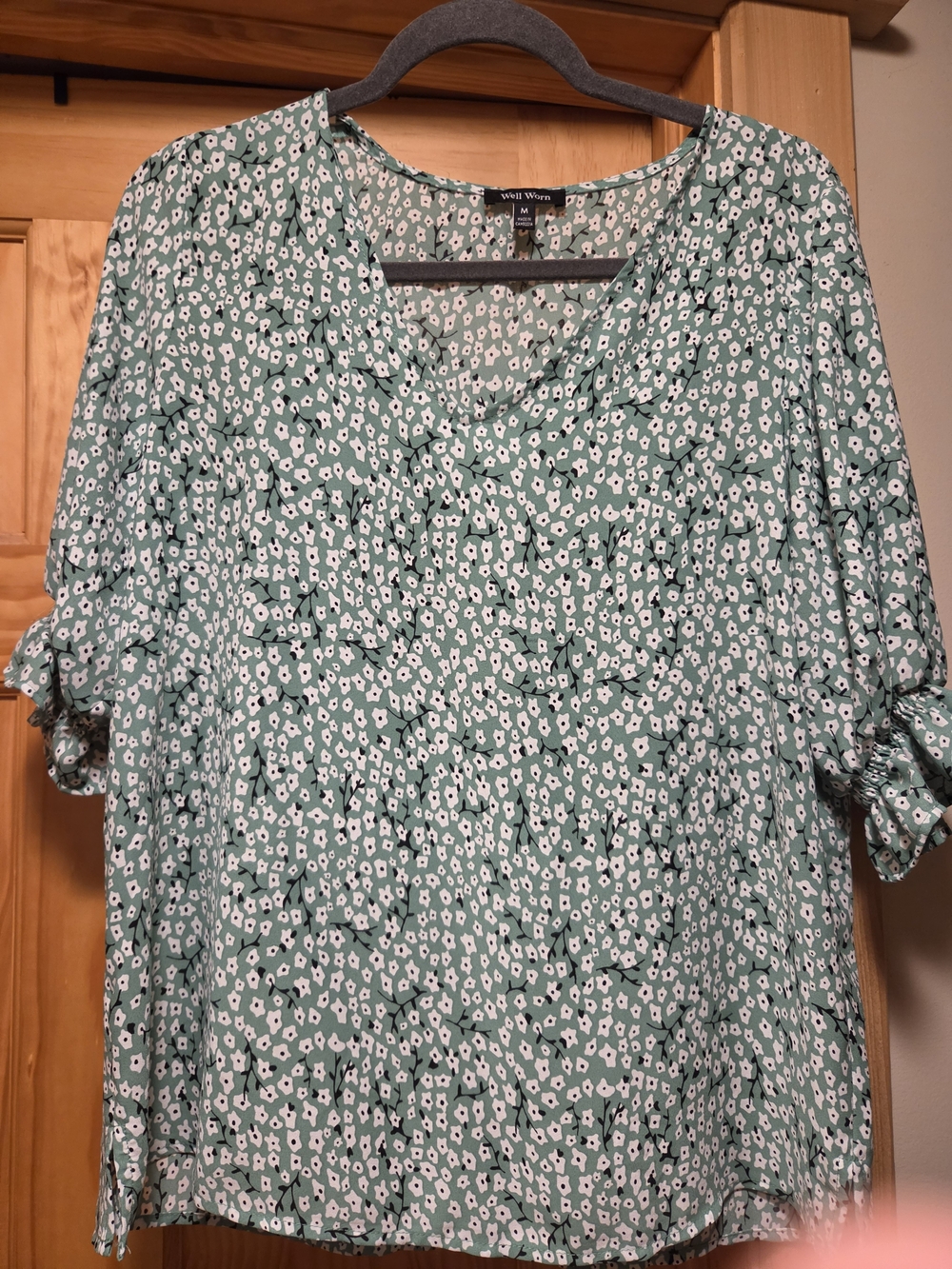 Well Worn Mint Green Floral Scoop Neck Blouse